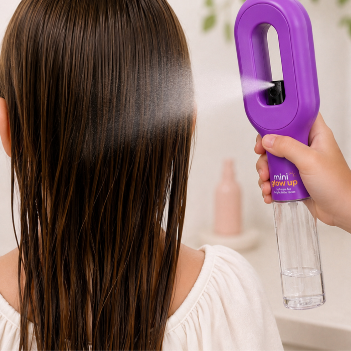 Mini Glow Up Spray & Detangle Brush